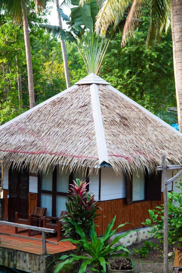 Ban_Na Hotel Koh Chang Exterior photo